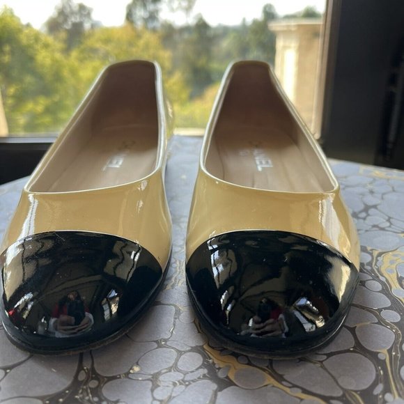 CHANEL Patent Calfskin Pearl Cap Toe Flats - Picture 2 of 5